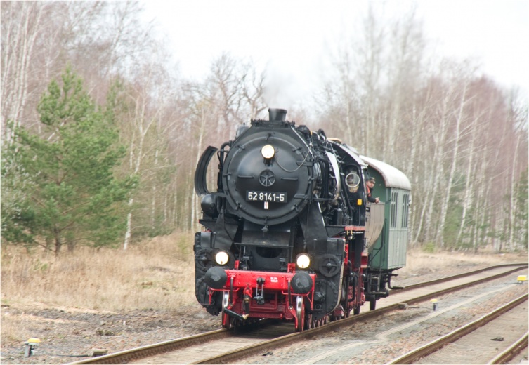 52 8141-5 im Bf Arnsdorf 13.03.2020