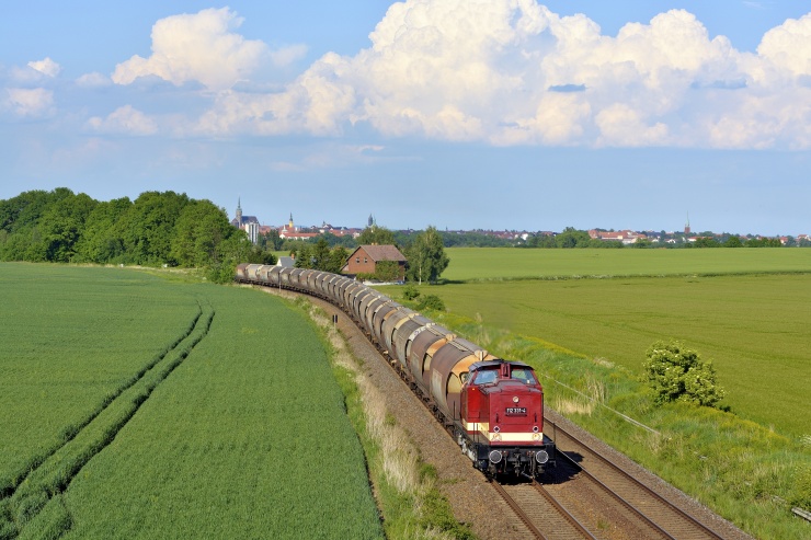 112 331-4 mit Güterzug am 20.05.2014 Ausfahrt Bautzen