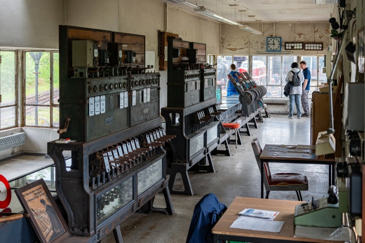 Das ehemalige Stellwerk W5/6 des Löbauer Bahnhofes wird von uns im letzten Betriebszustand museal erhalten.